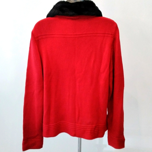 NWT Red Sweater - Picture 2 of 2